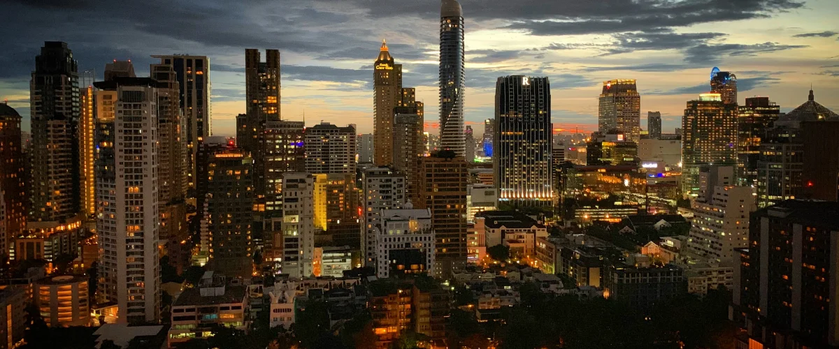Modern Bangkok luxury high-rise skyline and conference hotel setting for corporate offsites in Thailand